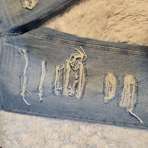Distressed Blue Jeans Boyfriend Low‎ Waist Size 10  Nwt - Picture 2 of 10